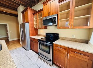 115 College Ave #204, Blacksburg, VA 24060