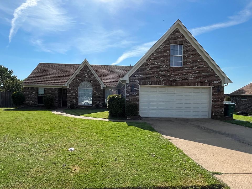 1st image of 5043 Rocky Point Dr
