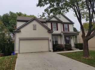 15615 S Blackfoot St, Olathe, KS 66062