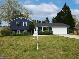 3247 Holly Berry Ct, Falls Church, VA 22042