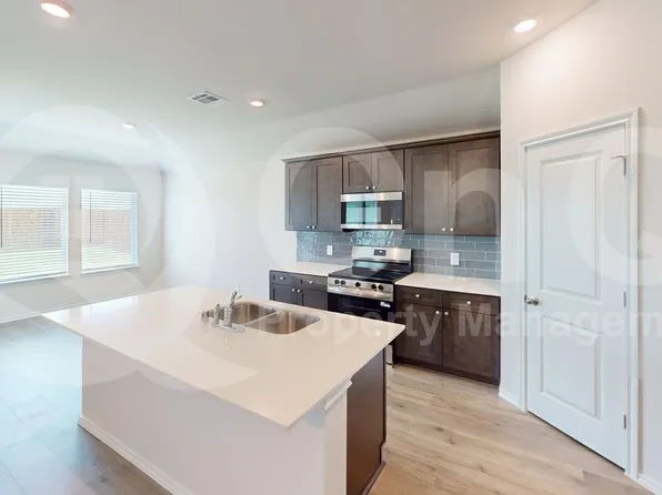 504 Saddle Blanket Dr, Nevada, TX