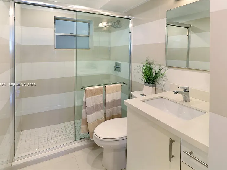 220 N Kings Point Dr #415 — Photo 20