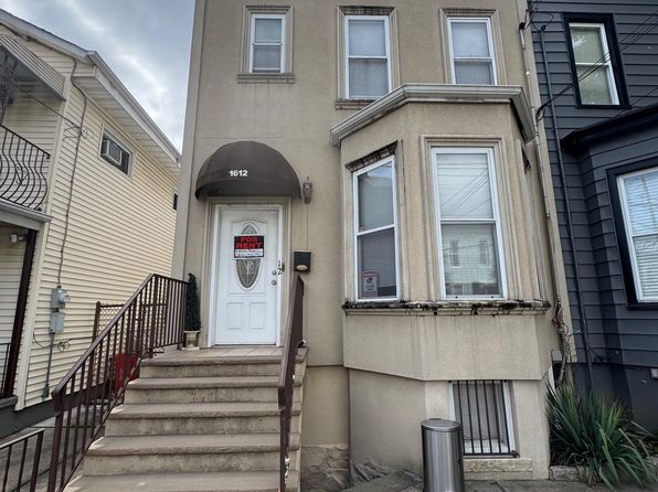 1612 West St #2
