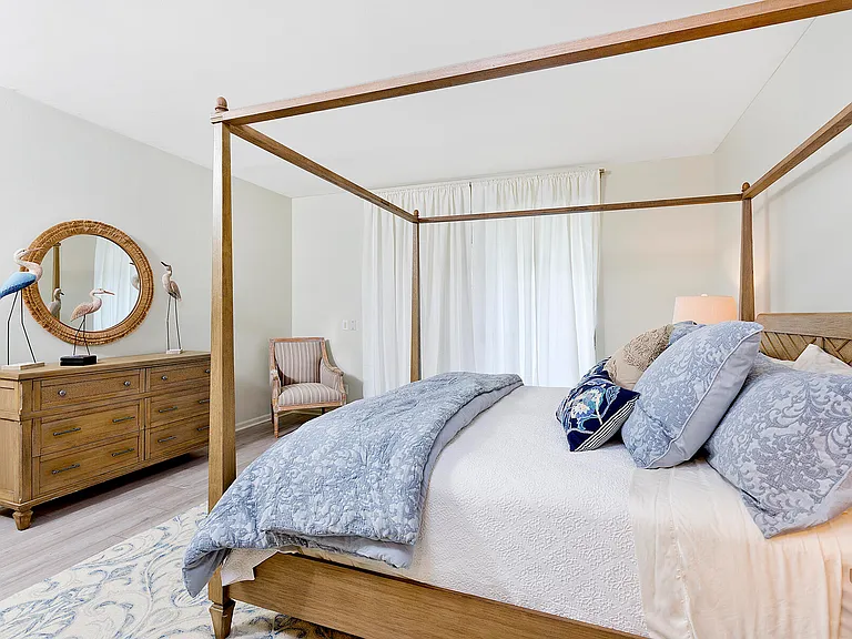 11818 Pebblewood Dr — Photo 4