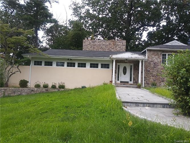1st image of 147 Chalford Ln