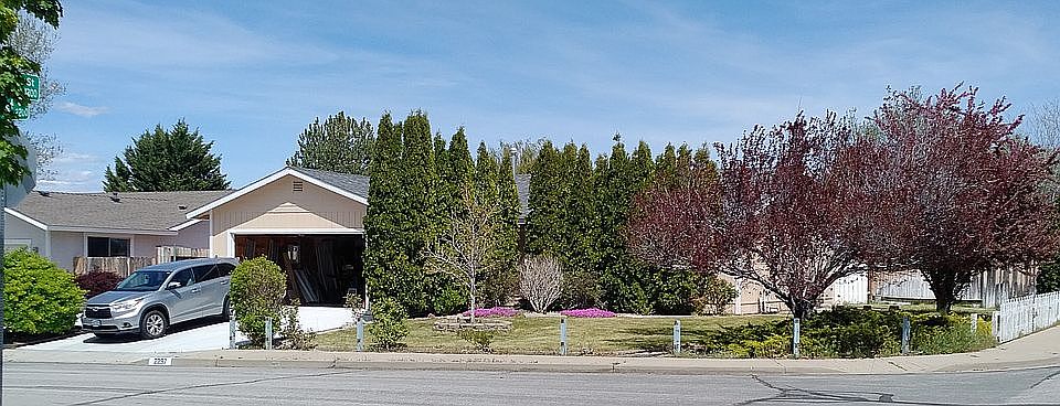1st image of 2297 Woodcrest Ln
