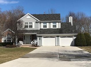 N1672 Rabes Hilltop Rd, NEW HOLSTEIN, WI 53061