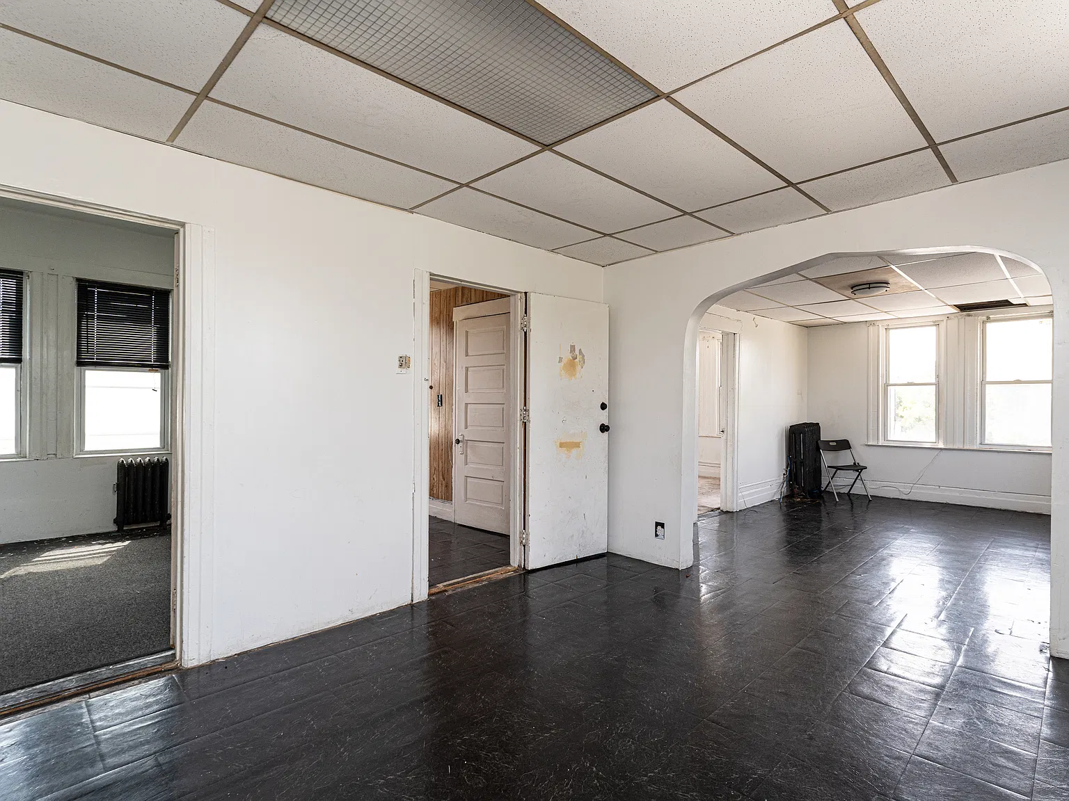 3 bed, 1400 sqft, $1,600 — Photo 3