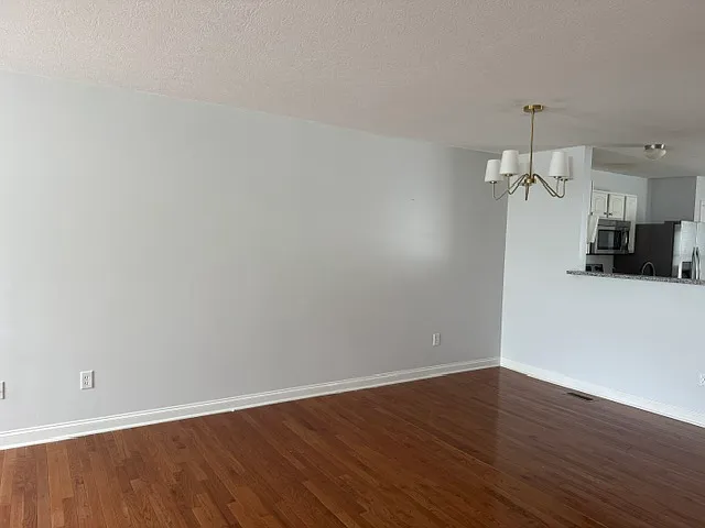 2nd floor living/dining area