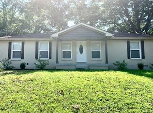 814 Glisson Rd, Paris, TN 38242