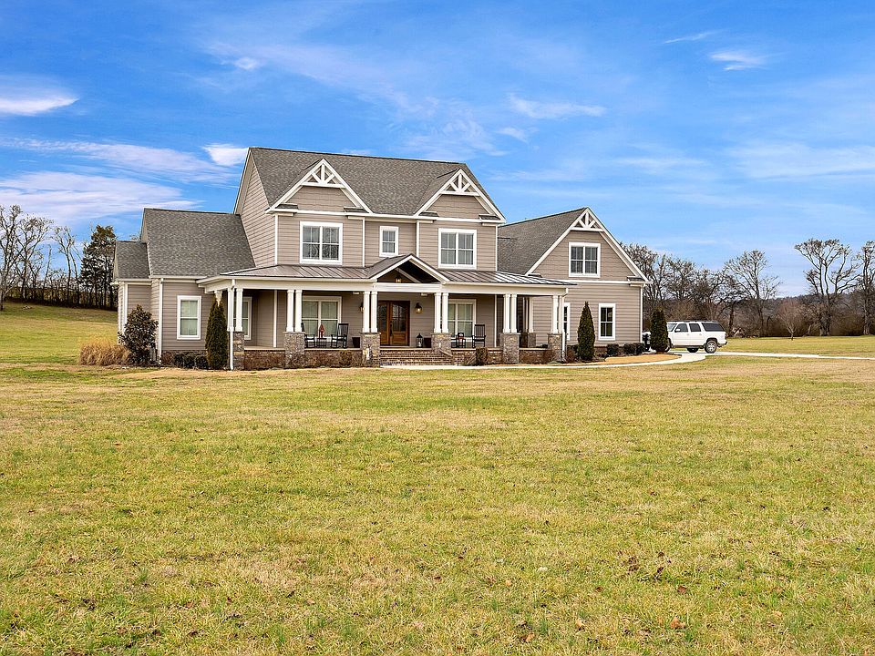 1st image of 118 Herb Garden Dr