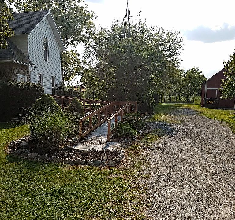Handicap ramp easy access.
