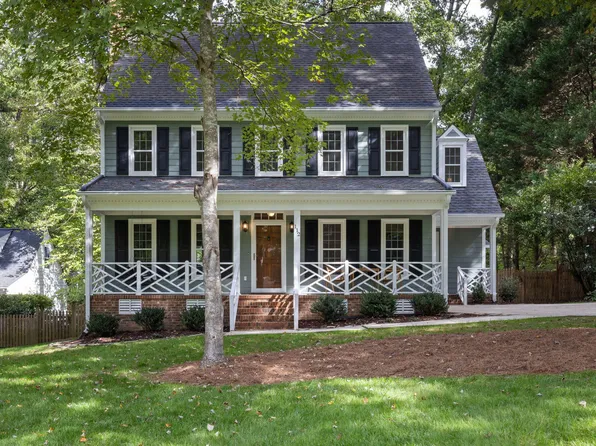112 Donna Pl, Cary, NC 27513
