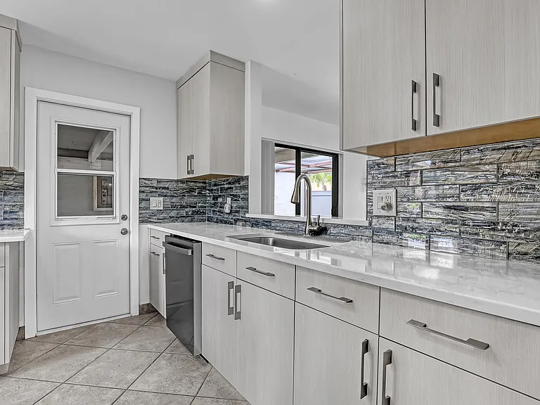14735 Wildflower Ln — Photo 13