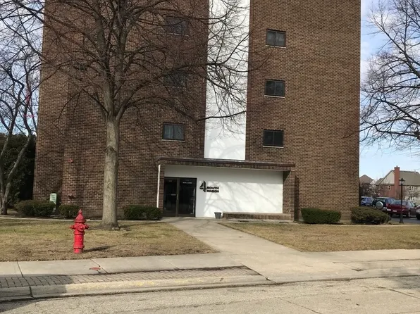 4 S Mason St APT 506, Bensenville, IL 60106
