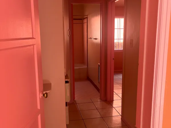 7012 Templeton St APT B, Huntington Park, CA 90255