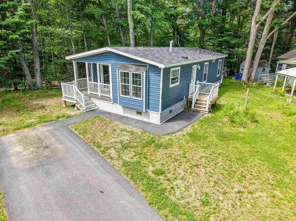 139 Robinhood Drive, Exeter, NH 03833