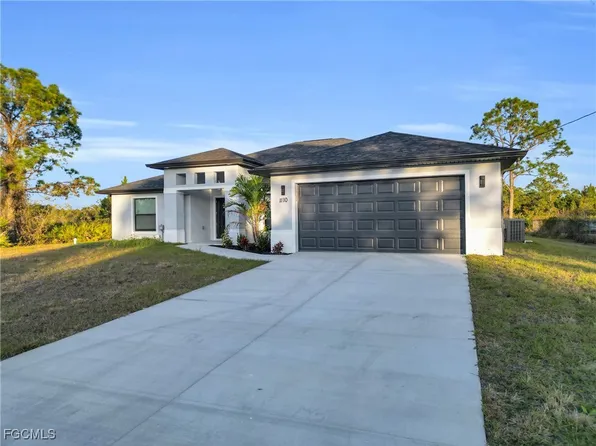 1110 Plumosa Ave, Lehigh Acres, FL 33972