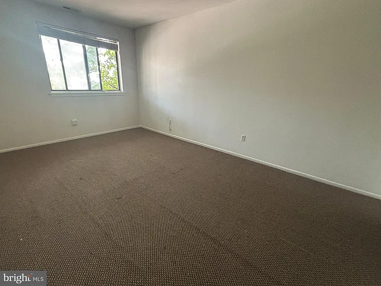 2419 Tremont St #B — Photo 3