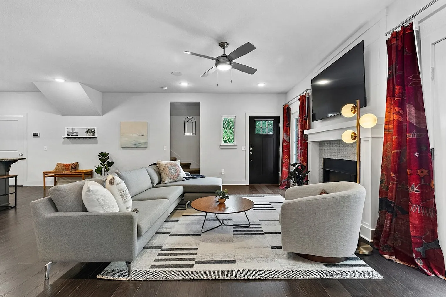4 bed, 3.0 bath, 2217 sqft, $5,824 — Photo 1
