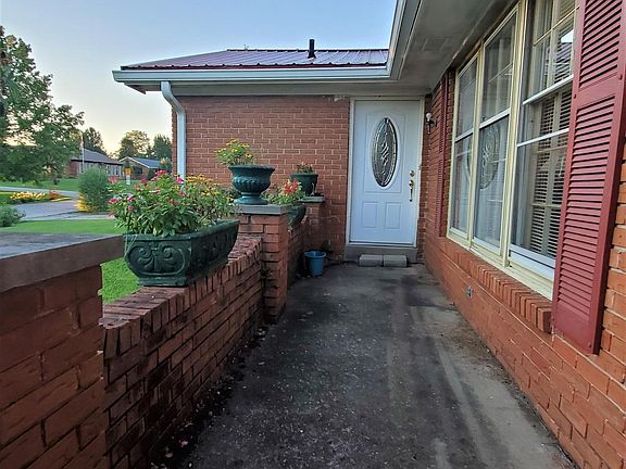 4th image of 3118 Knob St