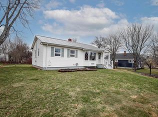 18 Boylston Ave, Amherst, NS B4H 3W8