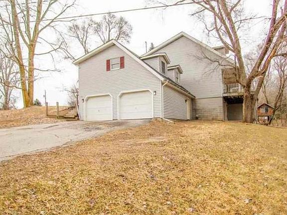 3rd image of 13724 Grandview Dr