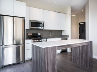 Luxe Logan Square, Chicago, IL 60647