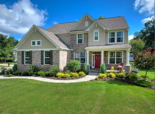 28615 Touchstone Cir, Westlake, OH 44145