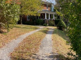 430 Laymantown Rd, Troutville, VA 24175