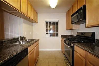 11150 Trinity River Dr — Photo 5
