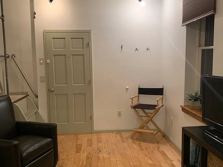 960 N 2nd St #A — Photo 14