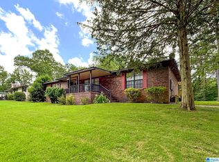 128 Carla Ave, Trussville, AL 35173