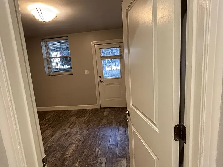 1749 T St NW — Photo 22