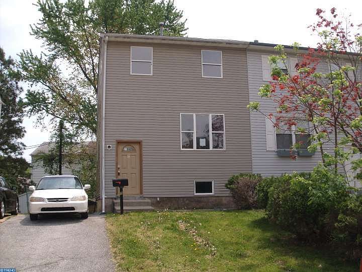 2nd image of 7 Booker Cir