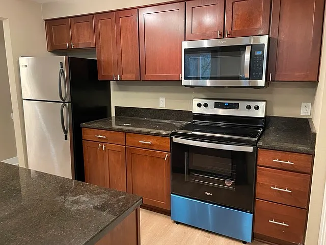 15827 NE Leary Way #B117 — Photo 7