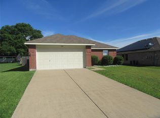 1803 Ridgecrest Dr, Terrell, TX 75160