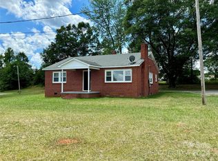 5635 Dallas High Shoals Hwy, Dallas, NC 28034