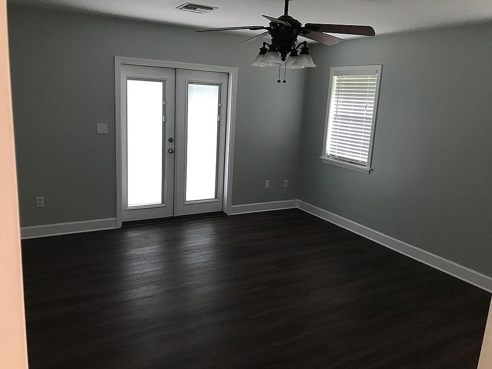 bonus room/office