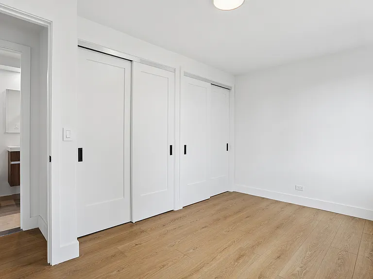 315 W 57th St #20A — Photo 12