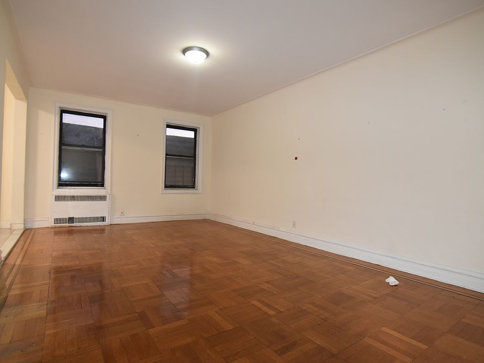 2nd image of 1814 Avenue N #F