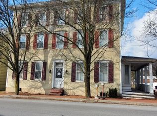 12 W Market St, Freeburg, PA 17827