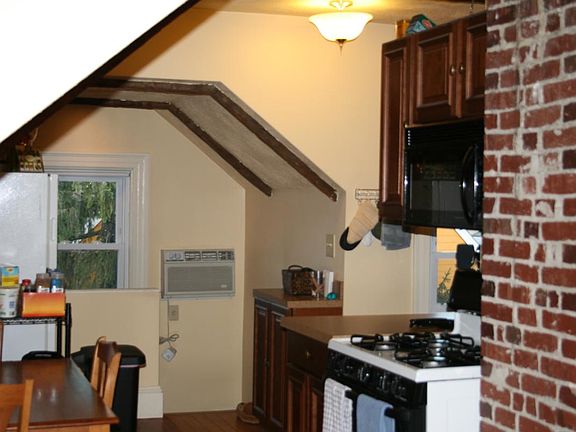 3rd image of 117 Elmgrove Ave