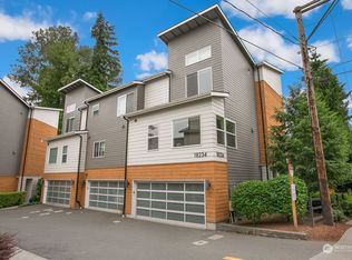 18234 73rd Ave NE #103, Kenmore, WA 98028