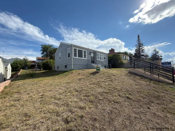 1839 E Pershing Blvd, Cheyenne, WY 82001