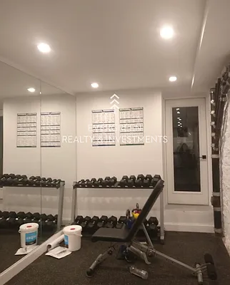 Rented by Evergreen Realty & Investments | media 65