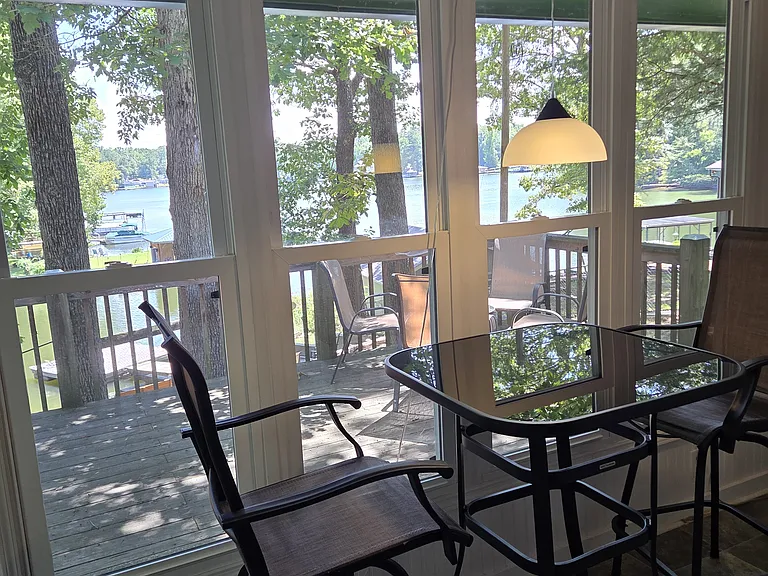 256 Cochran Rd — Photo 11