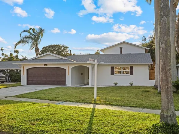 5700 Venetian Blvd NE, Saint Petersburg, FL 33703