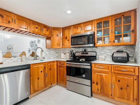 3rd image of 10112 NW 41st St #79-7