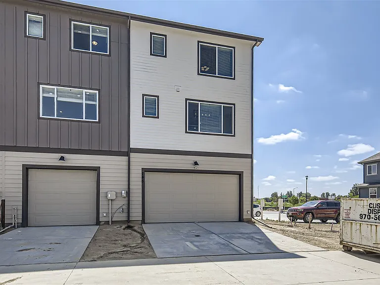 746 Pokeweed Ln — Photo 8